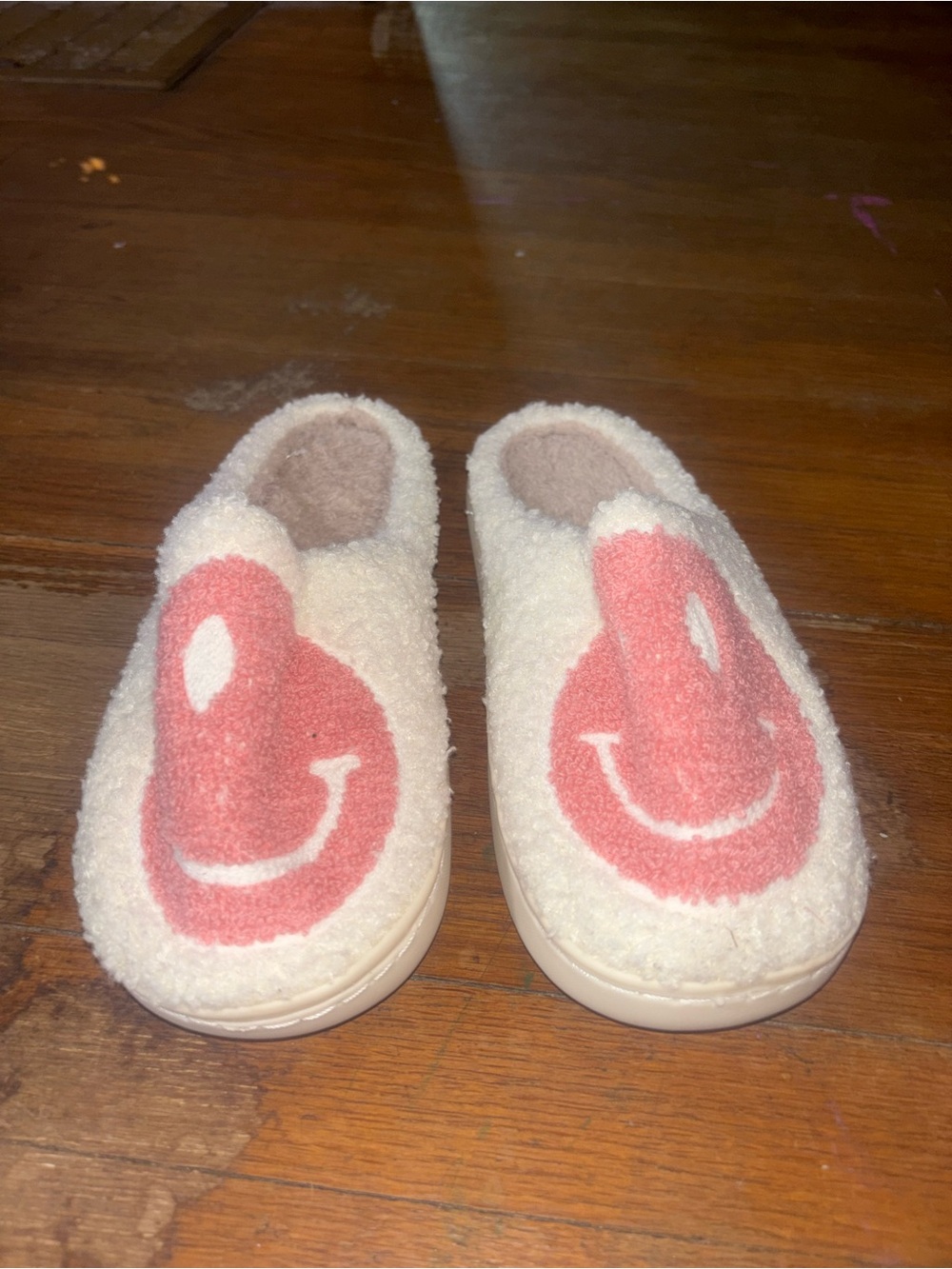 Cozy Smiley Slip-On Shoes in Cream and Coral Pink